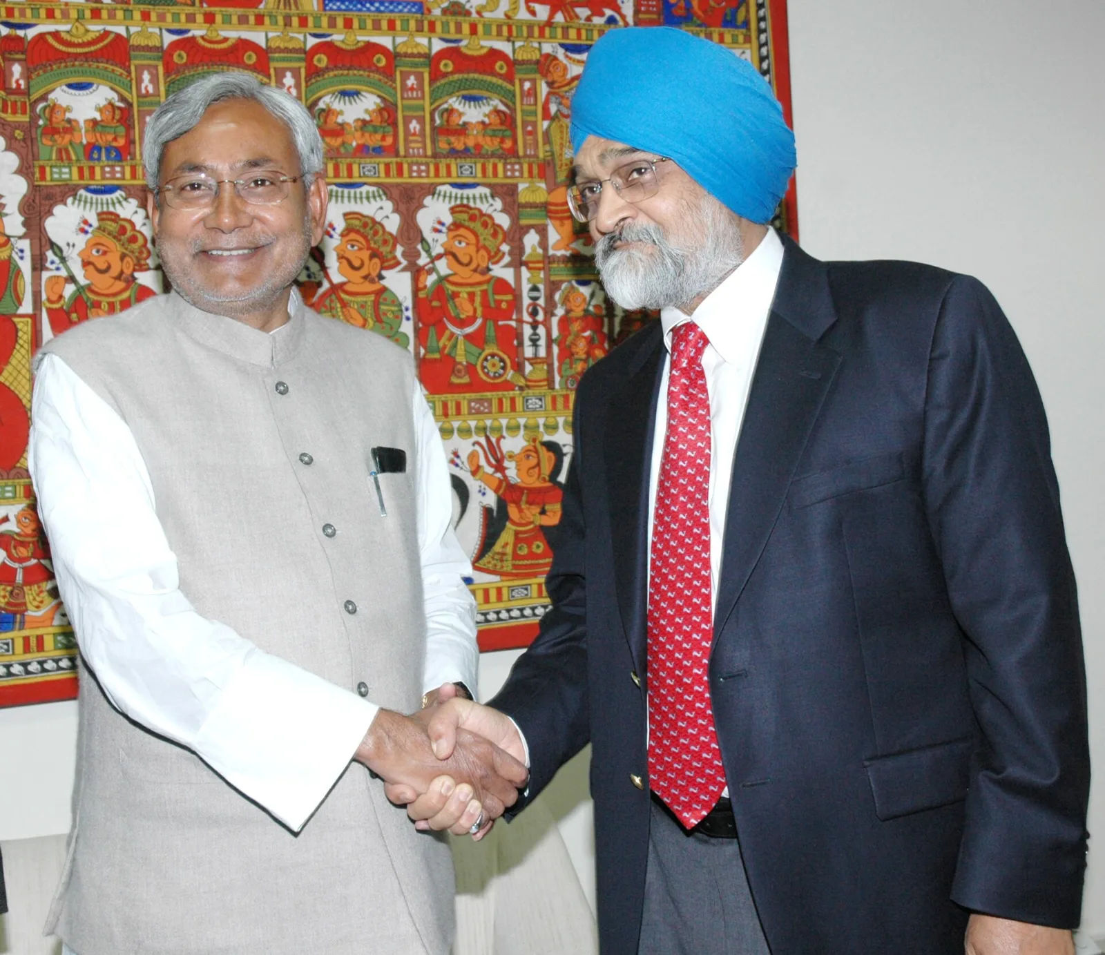 The Chief Minister of Bihar, Shri Nitish Kumar meeting with the Deputy Chairman, Planning Commission, Shri Montek Singh Ahluwalia to finalize Annual Plan 2007-08 of the State, in New Delhi on February