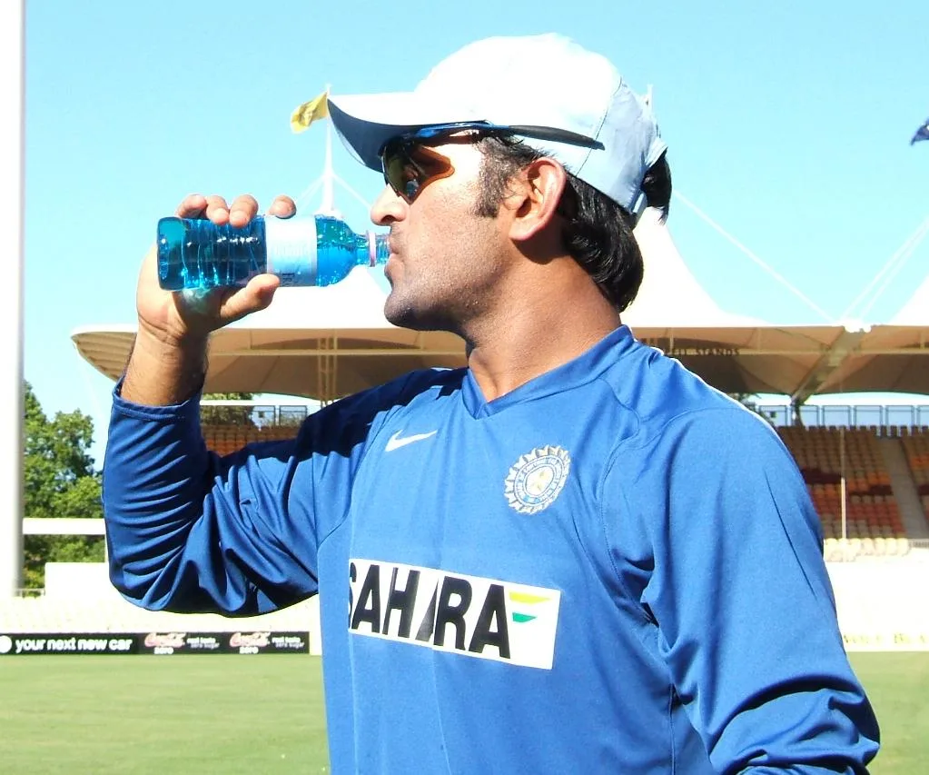 en:Mahendra Singh Dhoni at en:Adelaide Oval