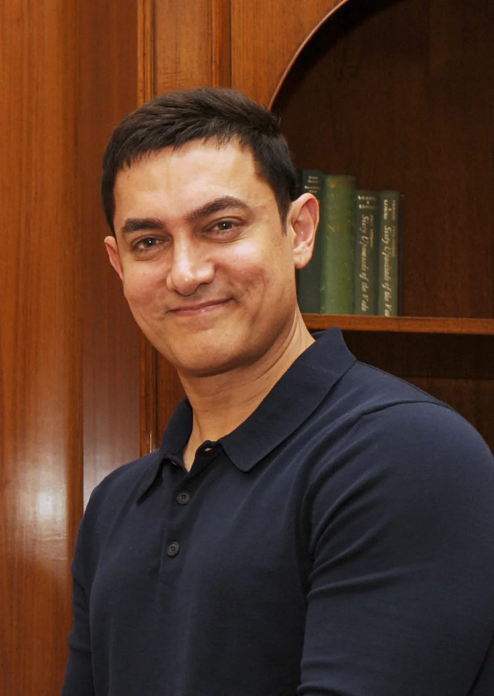 Aamir Khan calls on PM